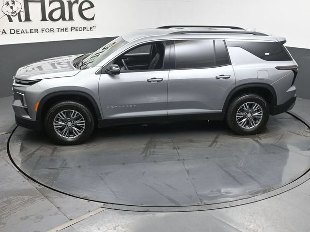 Used 2026 Chevrolet Traverse LT w/ Driver Confidence Package FWD image 61