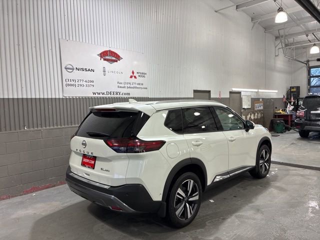 Certified 2023 Nissan Rogue SL w/ SL Premium Package AWD/4WD image 3