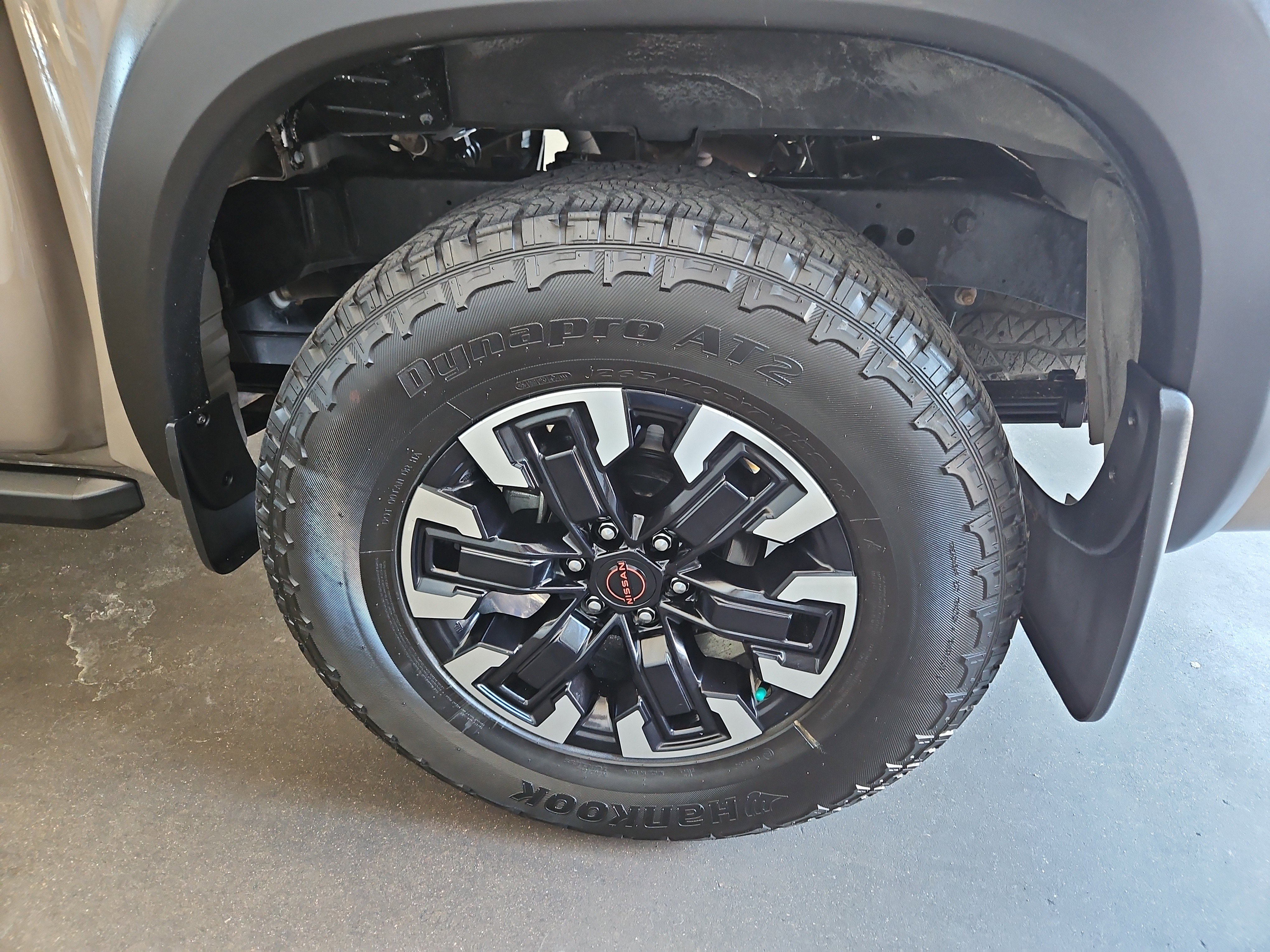 Used 2023 Nissan Frontier PRO-4X w/ Tow Package AWD/4WD image 23