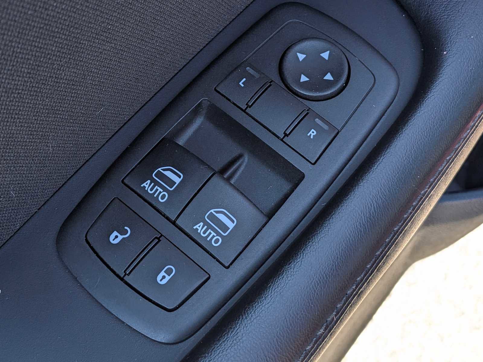 Used 2016 Dodge Challenger SXT w/ Super Sport Group (SS/T) RWD image 19