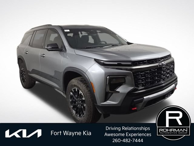 Used 2025 Chevrolet Traverse Z71 w/ Driver Confidence Package AWD/4WD image 5