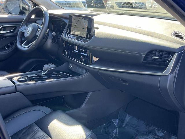 Used 2021 Nissan Rogue Platinum image 26