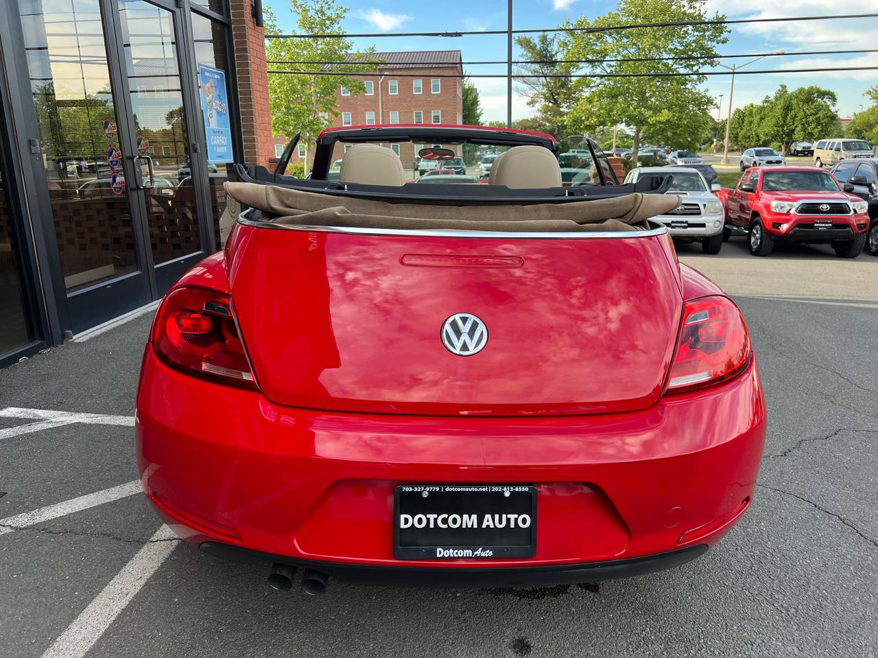 Used 2013 Volkswagen Beetle 2.5 FWD image 27