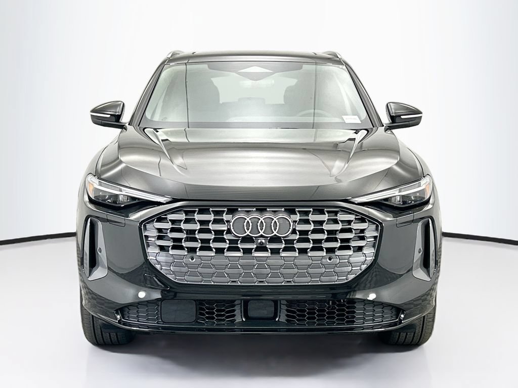 Used 2025 Audi Q5 Premium Plus AWD/4WD image 2
