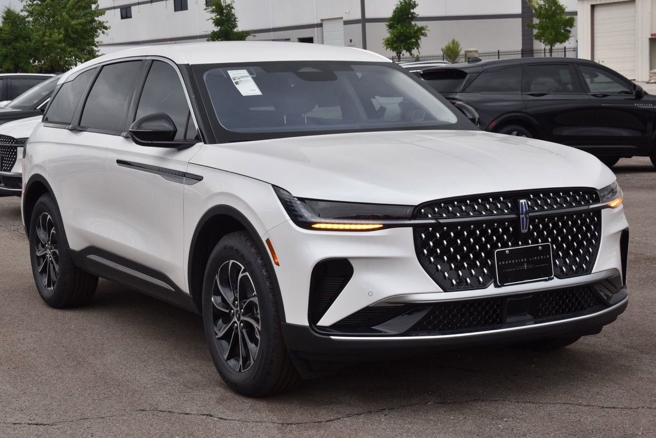 New 2026 Lincoln Nautilus Premier AWD/4WD image 10
