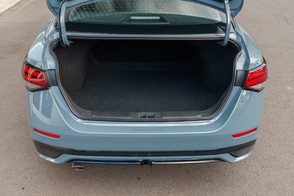 New 2025 Nissan Sentra SR w/ SR Premium Package image 7