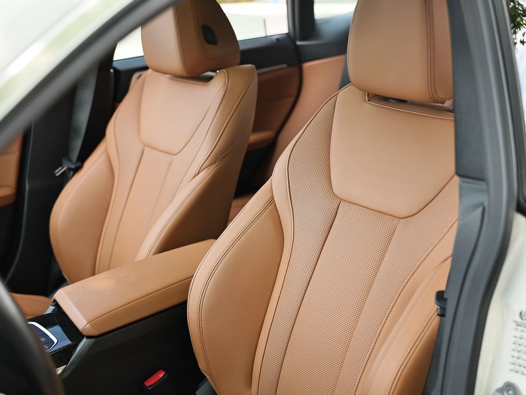 Used 2024 BMW i4 eDrive40 w/ Premium Package RWD image 22