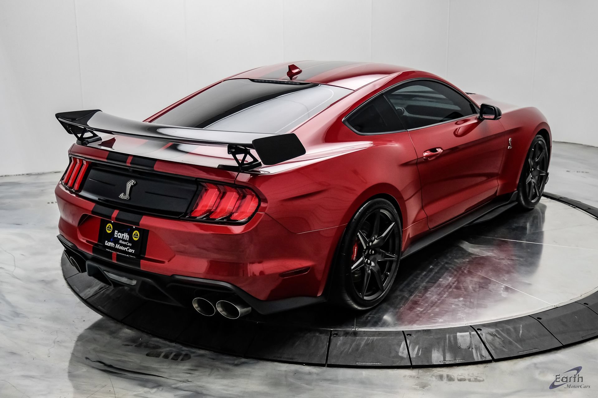 Used 2020 Ford Mustang Shelby GT500 w/ Carbon Fiber Track Pack RWD image 22
