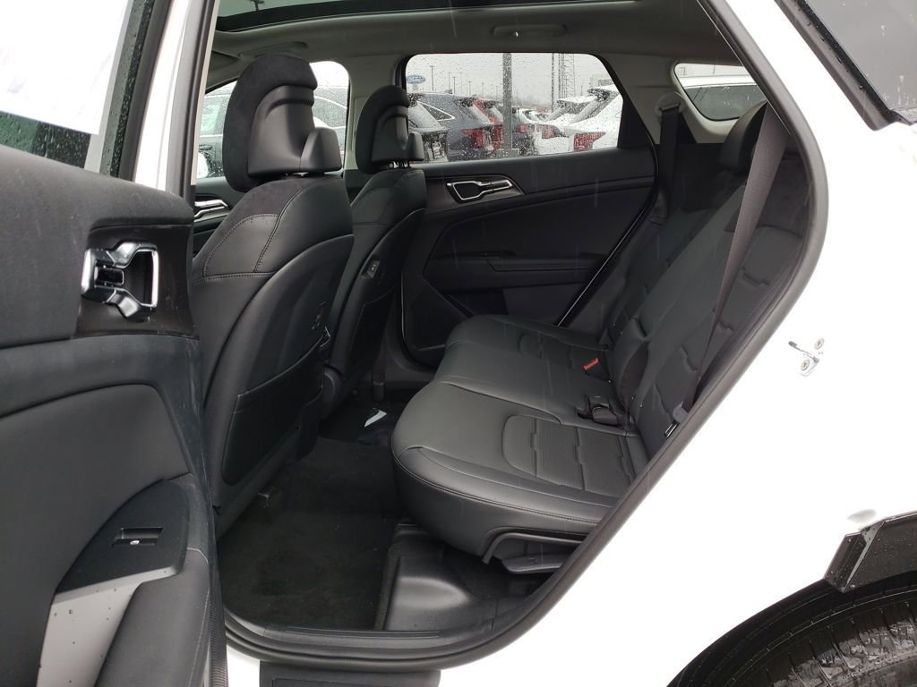 New 2026 Kia Sportage SX image 28