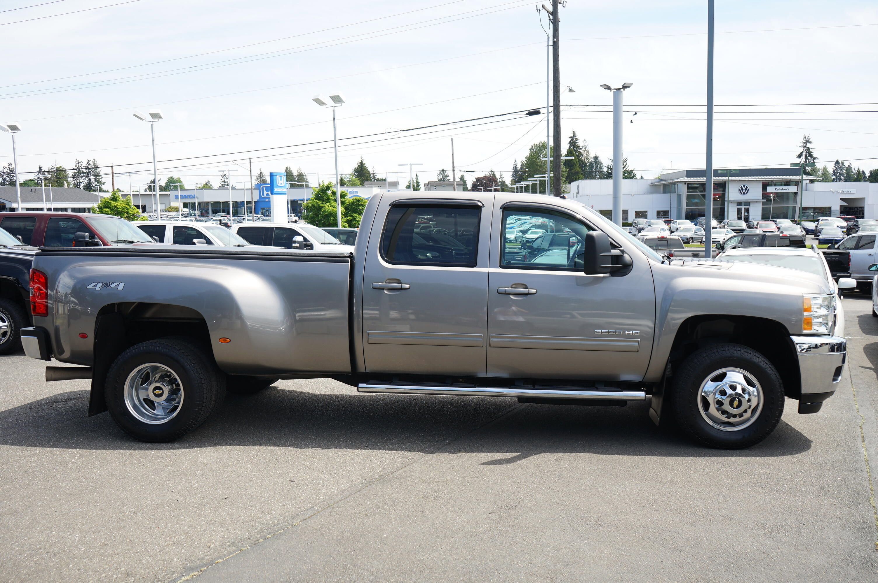 Used 2013 Chevrolet Silverado 3500 LTZ w/ LTZ Plus Package AWD/4WD image 6