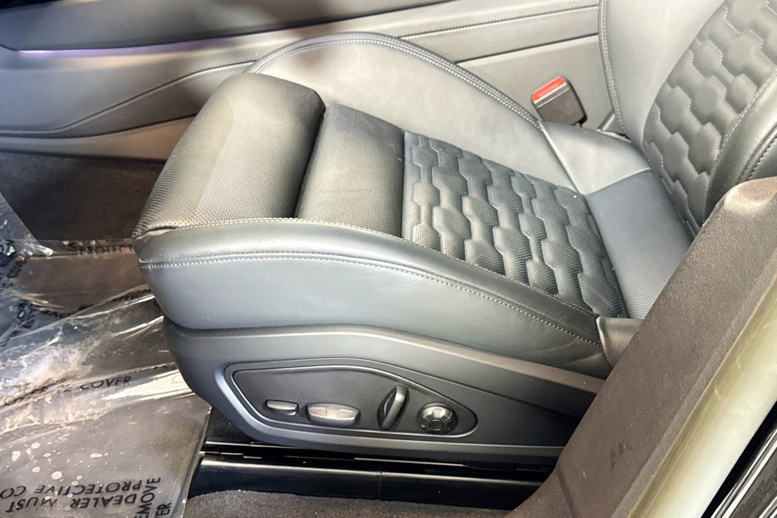 Used 2023 Audi RS e-tron GT image 18