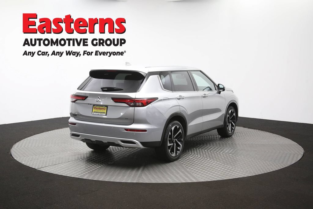 Used 2024 Mitsubishi Outlander SE FWD image 40