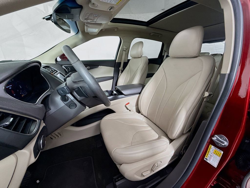 Used 2019 Lincoln Nautilus Reserve image 22