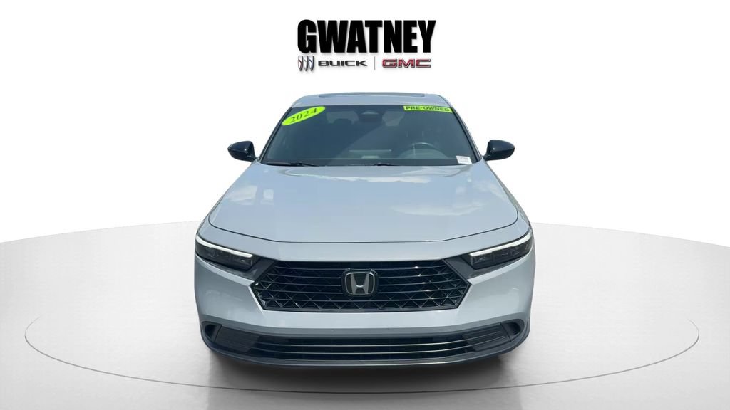 Used 2024 Honda Accord Sport image 2