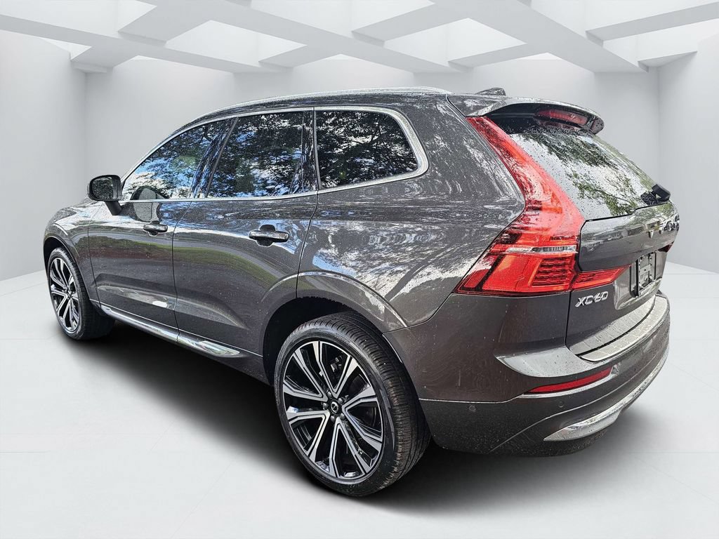 Certified 2023 Volvo XC60 B5 Ultimate w/ Climate Package FWD image 5