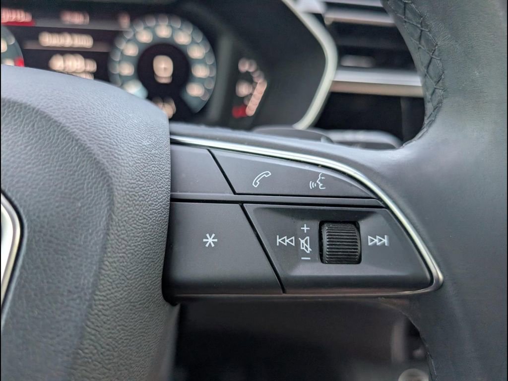 Used 2024 Audi Q3 2.0T Premium image 14