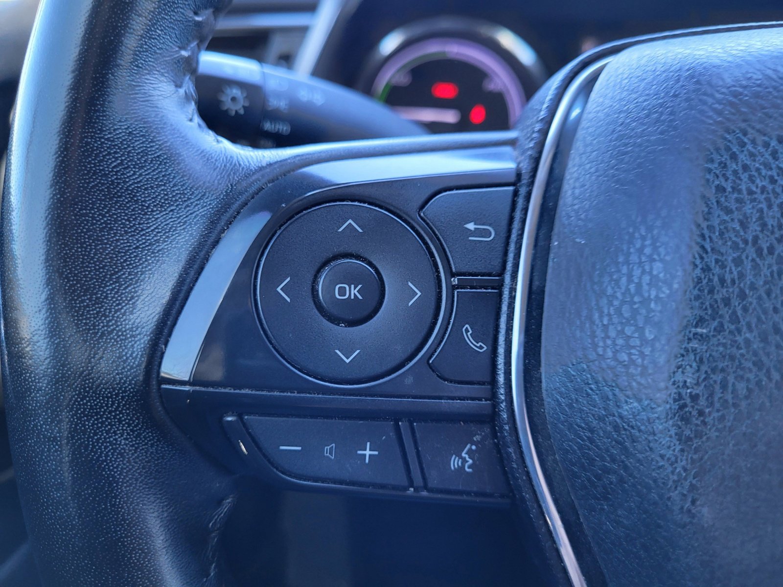 Used 2020 Toyota Camry SE image 26