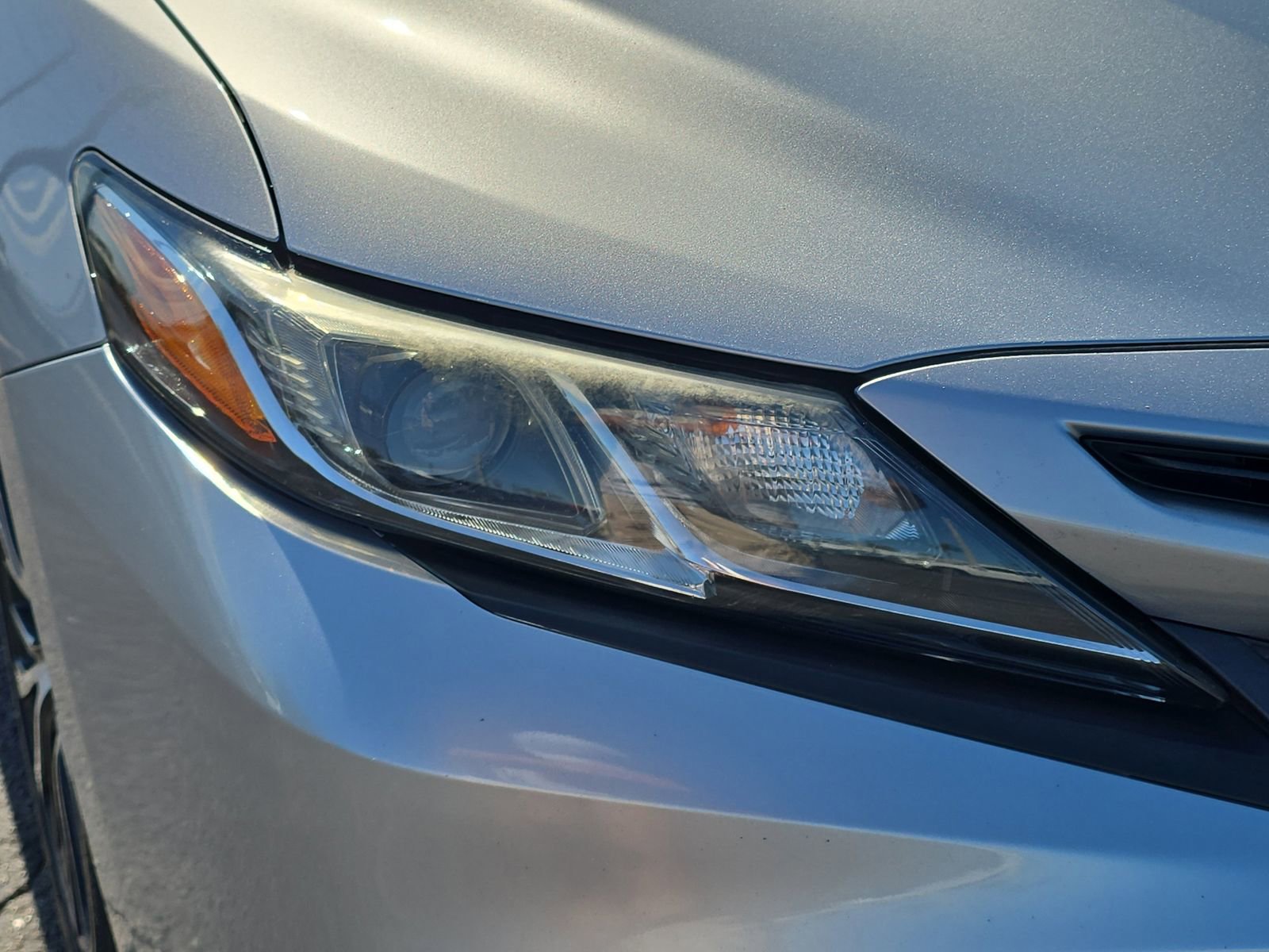 Used 2019 Toyota Camry SE image 7