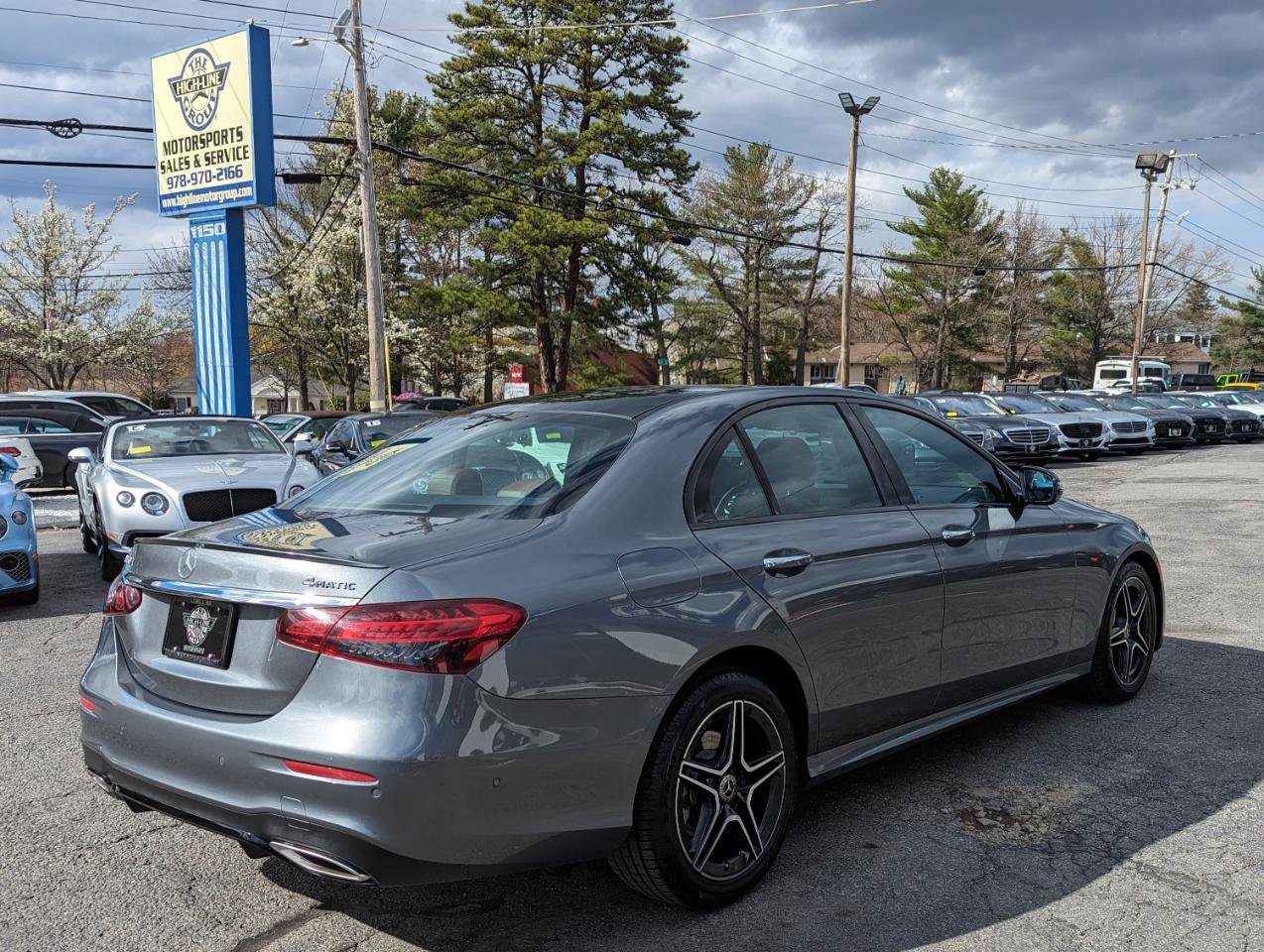 Used 2022 Mercedes-Benz E 350 4MATIC Sedan image 7