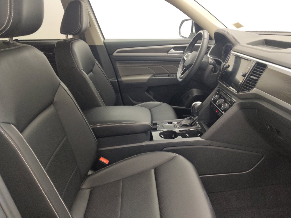 Used 2023 Volkswagen Atlas SE w/ Panoramic Sunroof Package FWD image 21