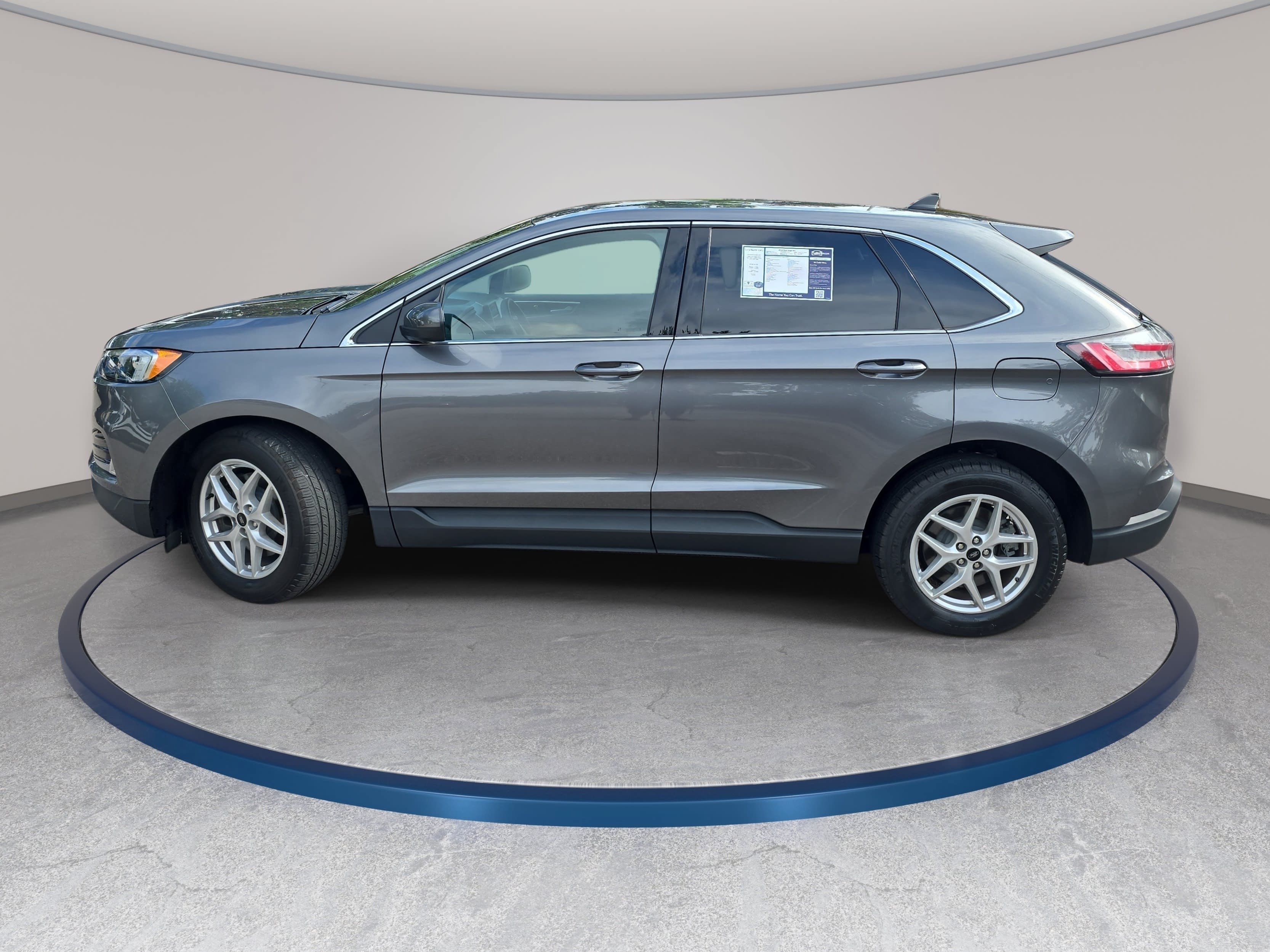 Used 2024 Ford Edge SEL w/ Convenience Package AWD/4WD image 8