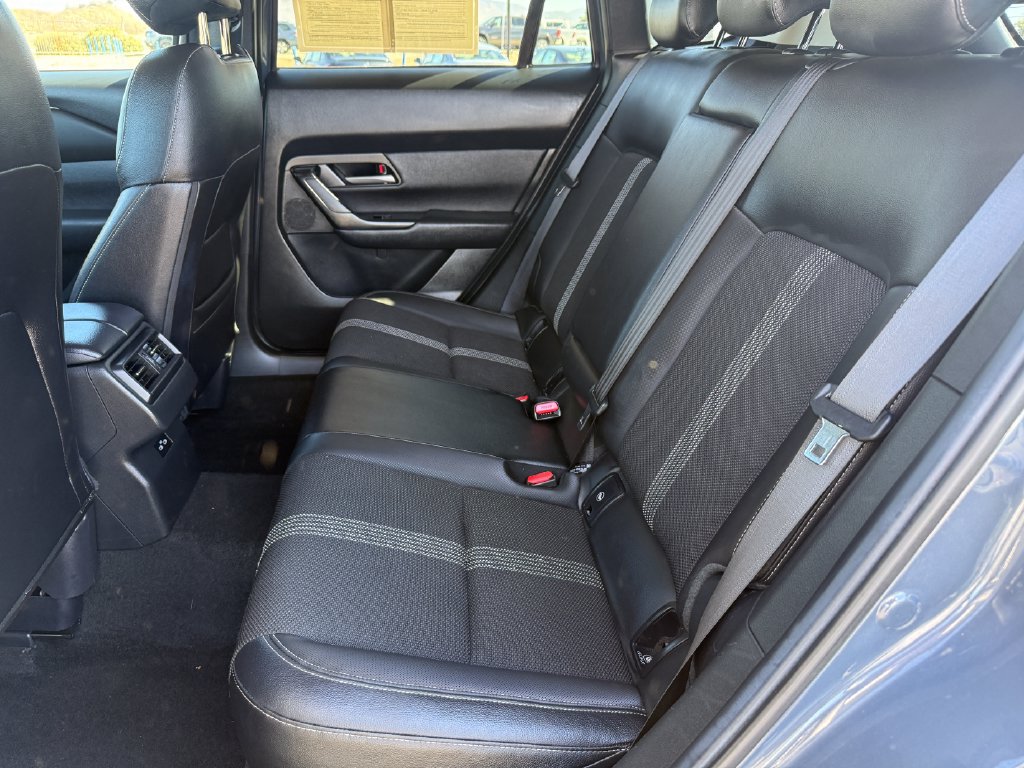 Used 2025 MAZDA CX-50 AWD 2.5 S w/ Preferred Package image 14