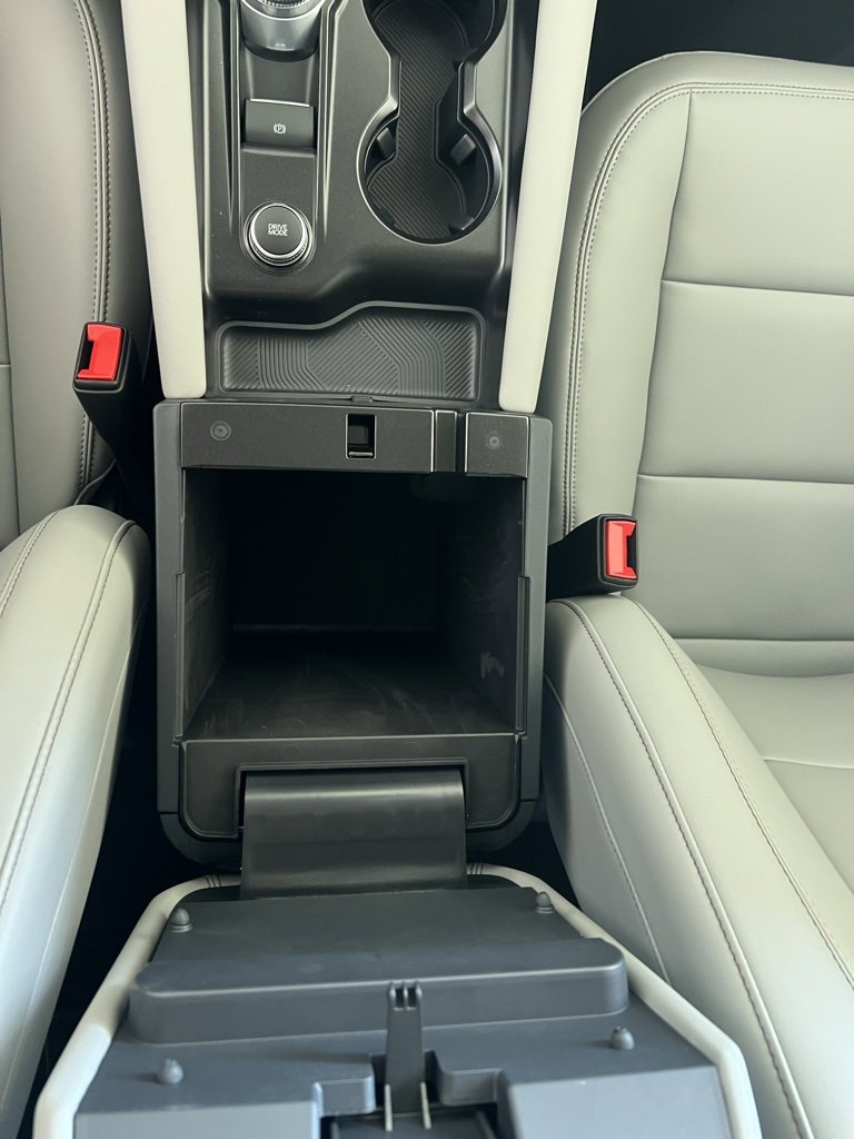 New 2026 Ford Explorer Active image 15