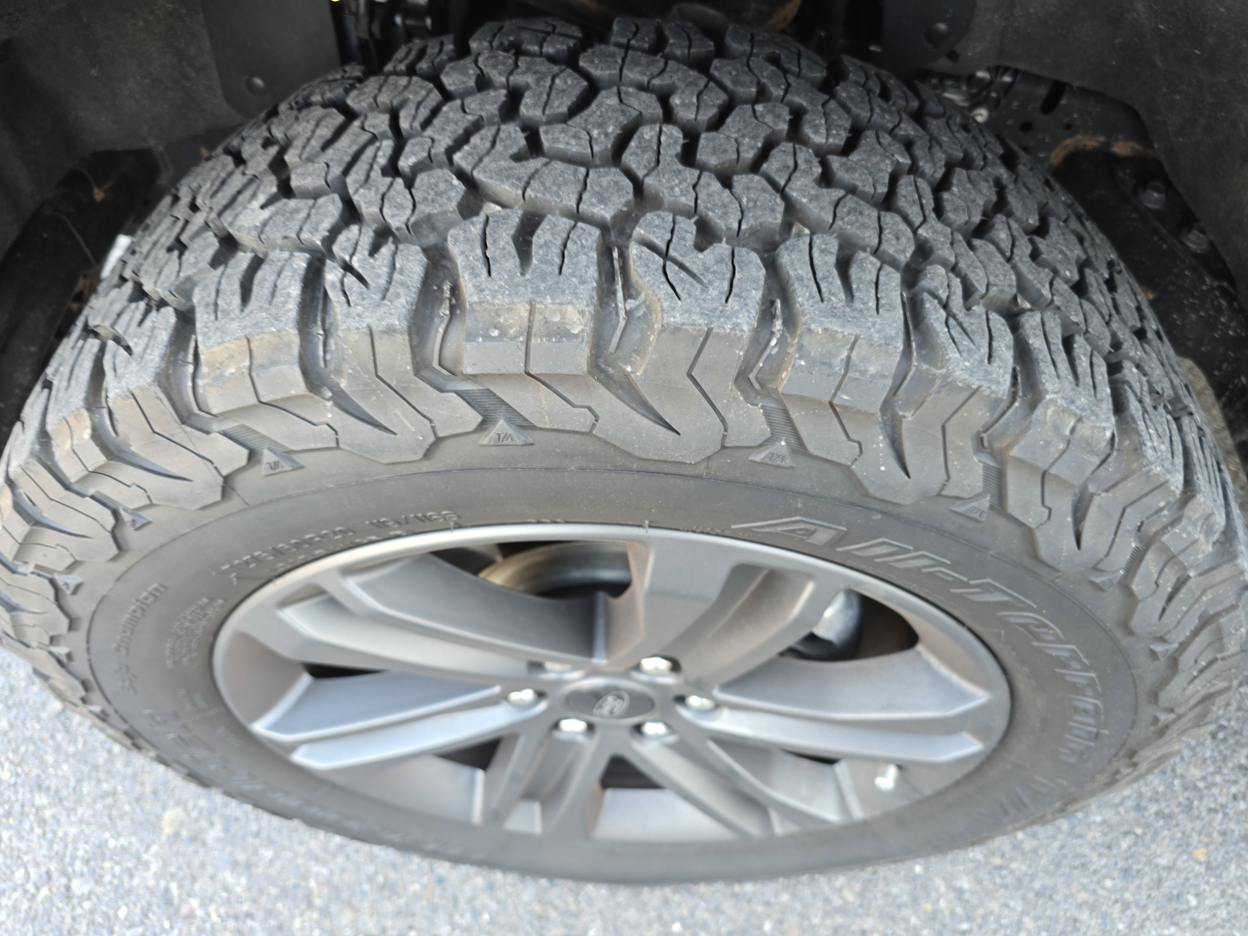 Used 2023 Ford F150 Lariat w/ Equipment Group 502A High AWD/4WD image 11