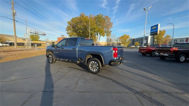 Used 2024 Chevrolet Silverado 2500 Custom w/ Custom Convenience Package image 6