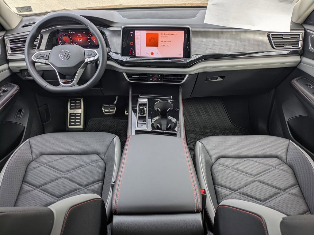 New 2026 Volkswagen Atlas Peak Edition image 15