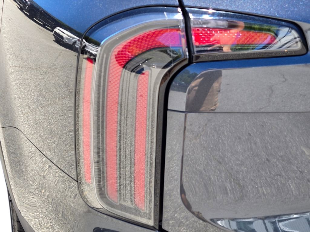 Certified 2023 Kia Telluride SX Prestige AWD/4WD image 11
