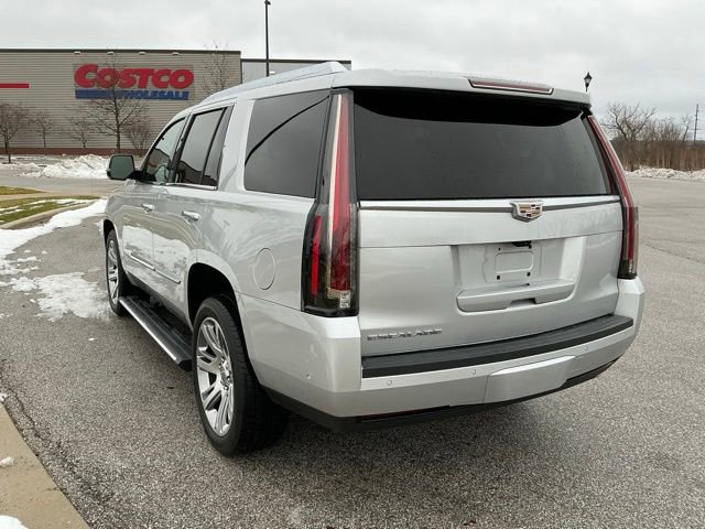 Used 2019 Cadillac Escalade Premium Luxury image 4