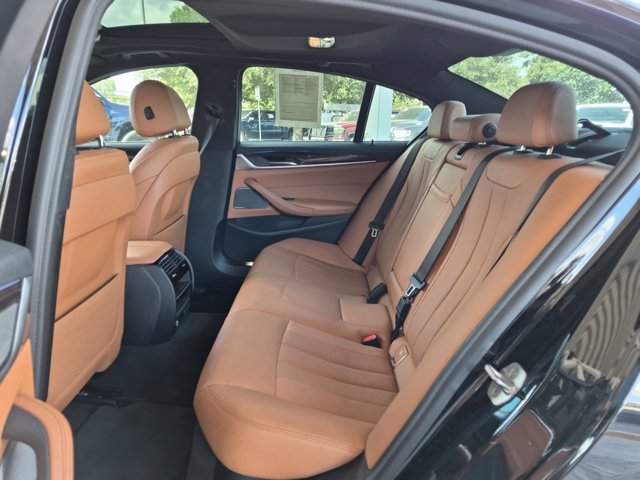 Used 2021 BMW 530i w/ Premium Package RWD image 27