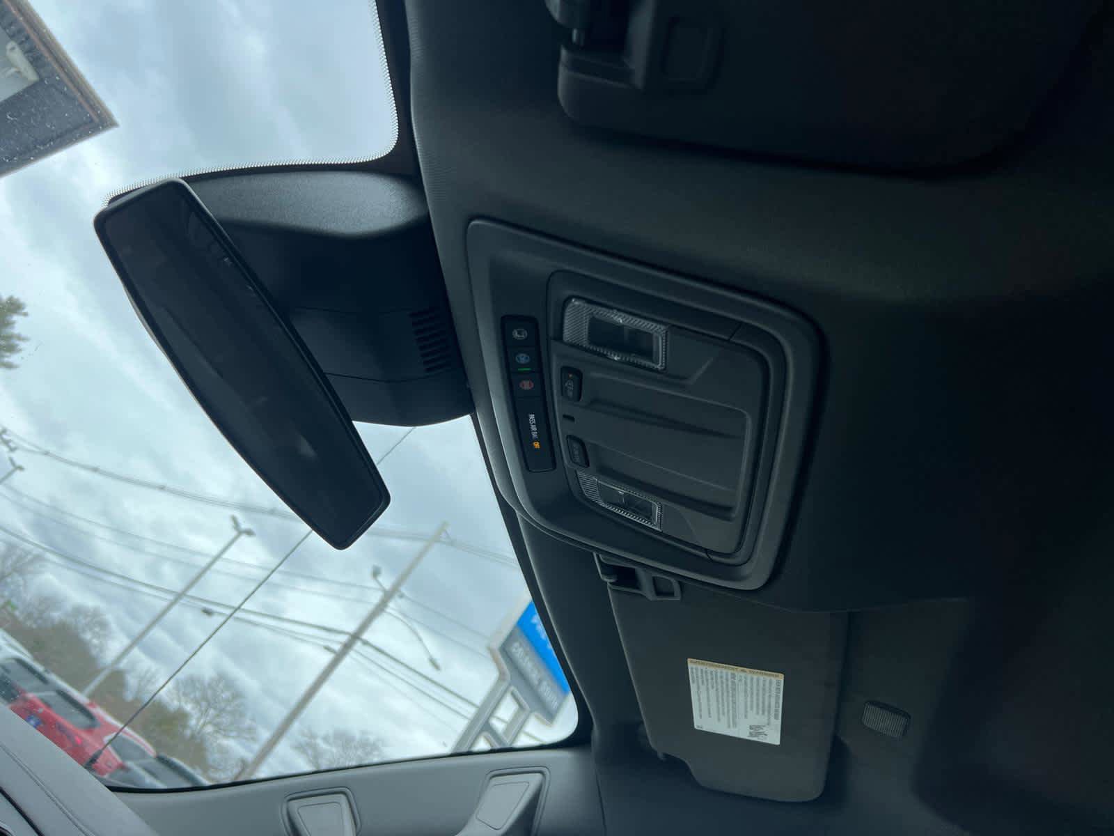 Certified 2025 Chevrolet Silverado 1500 LT image 25