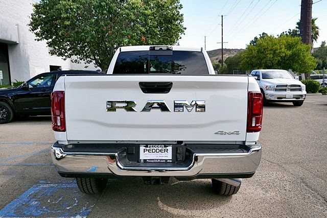 New 2026 RAM 2500 Tradesman AWD/4WD image 10