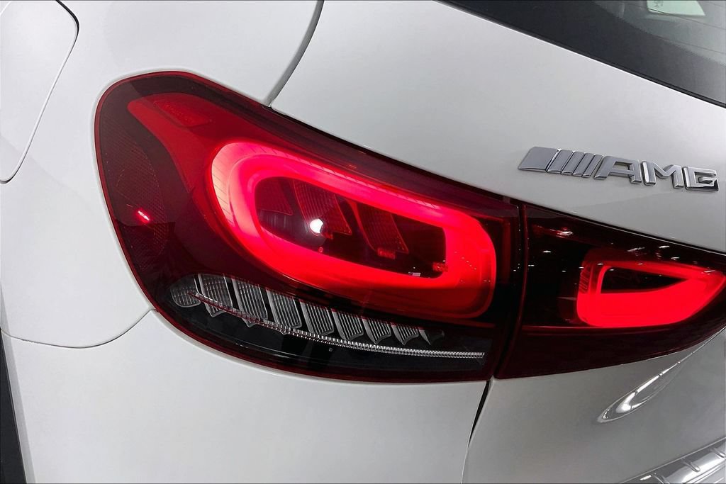 Certified 2022 Mercedes-Benz GLA 35 AMG 4MATIC image 24
