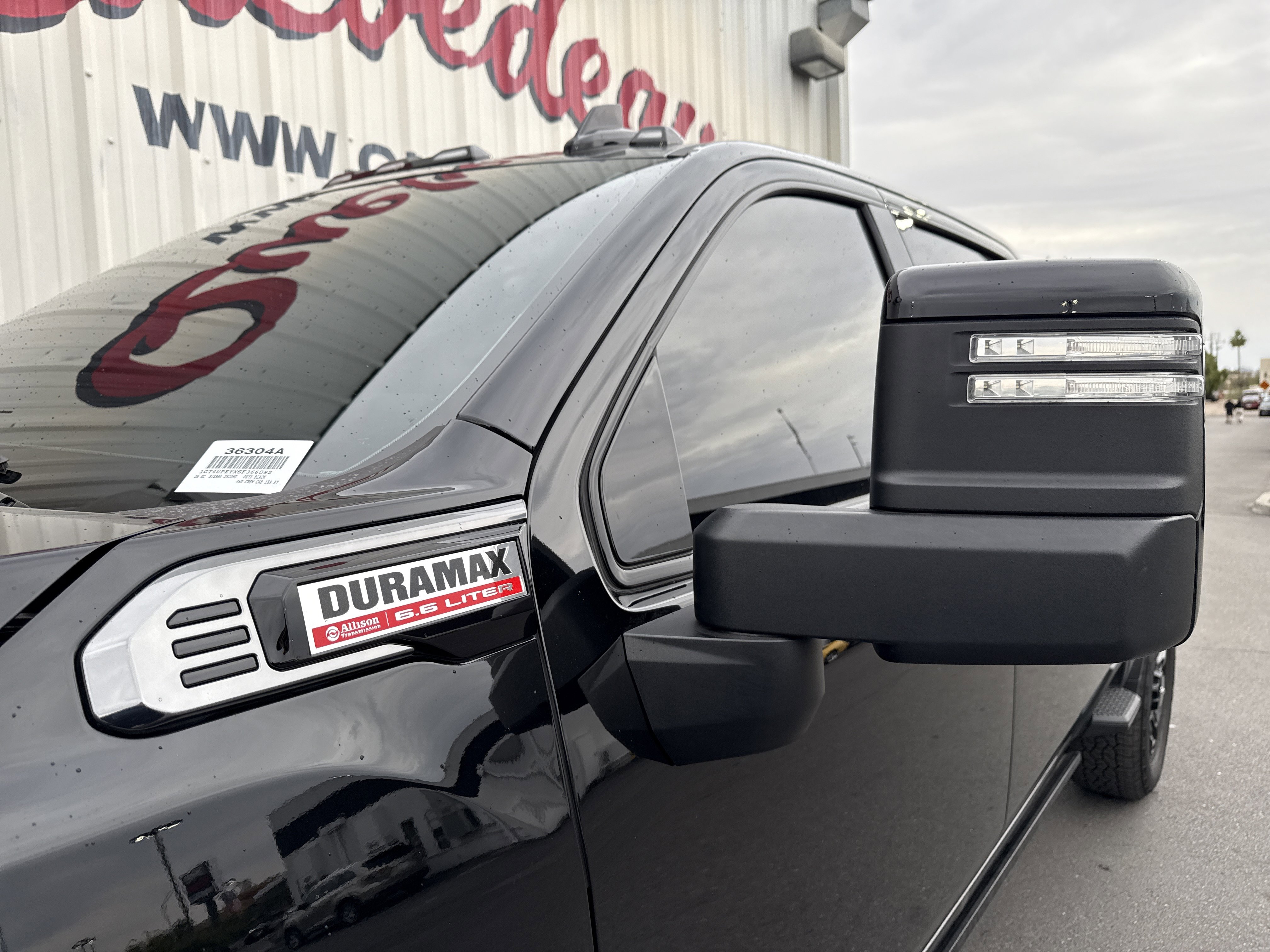 Used 2025 GMC Sierra 2500 AT4 w/ AT4 Premium Plus Package image 7