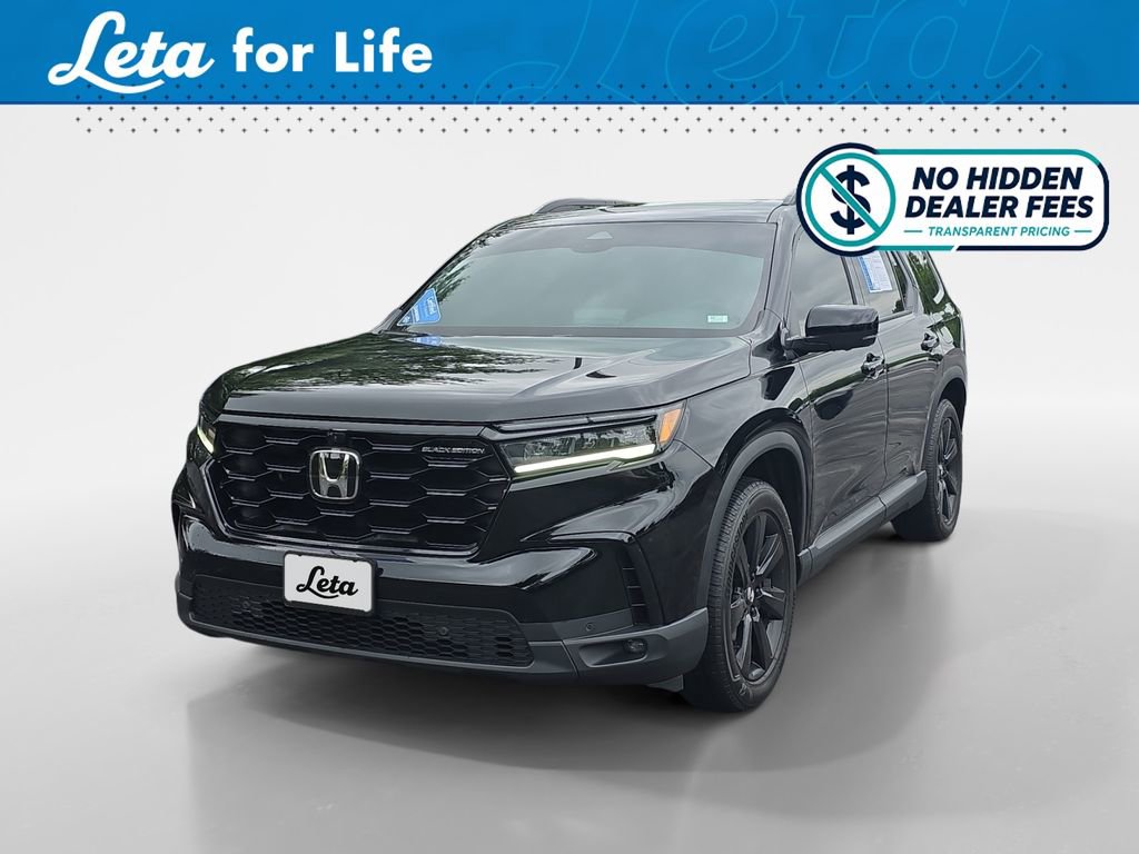 Certified 2025 Honda Pilot Black Edition image 1