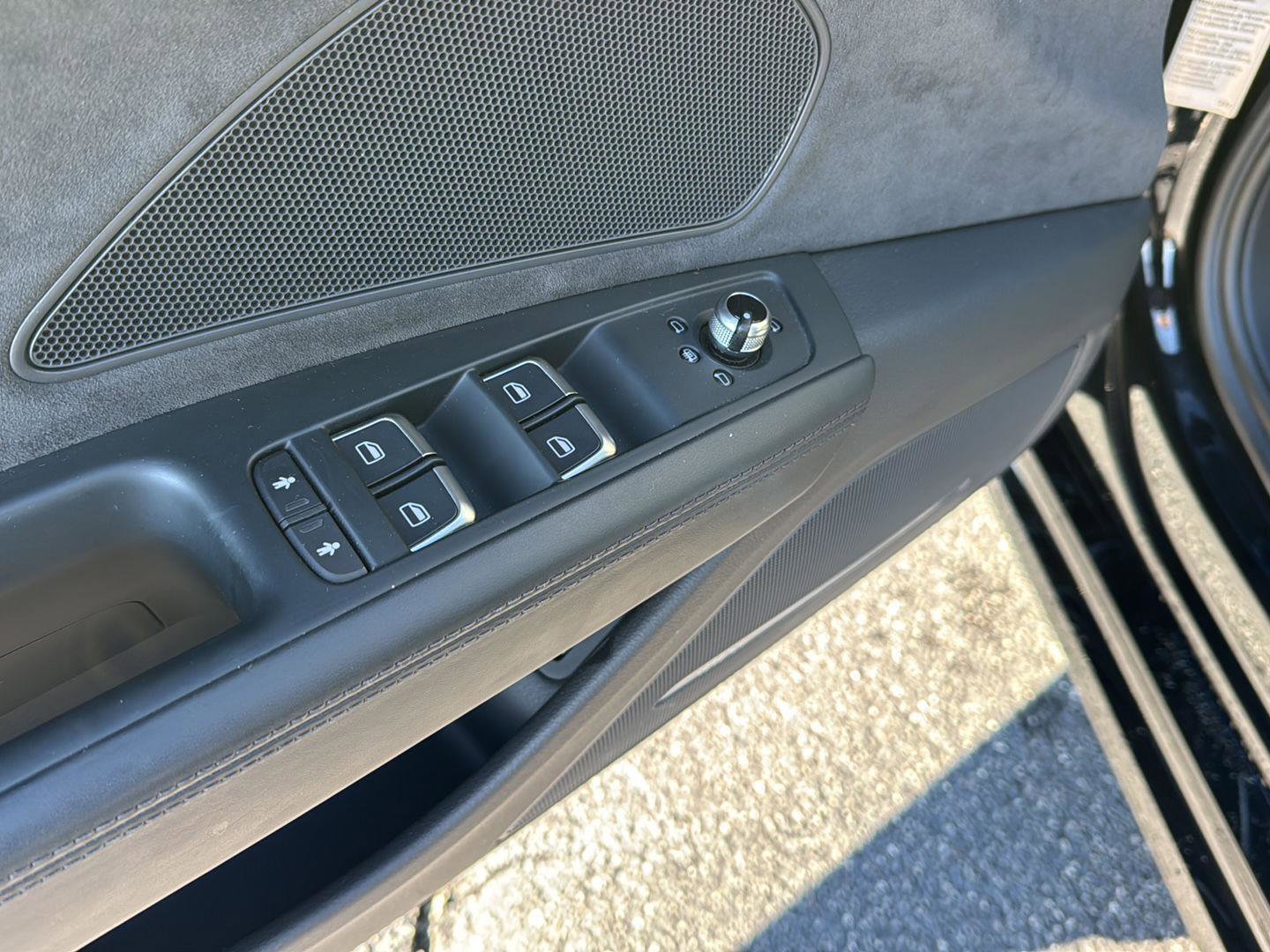 Used 2018 Audi A8 L 3.0T w/ Executive Package image 27