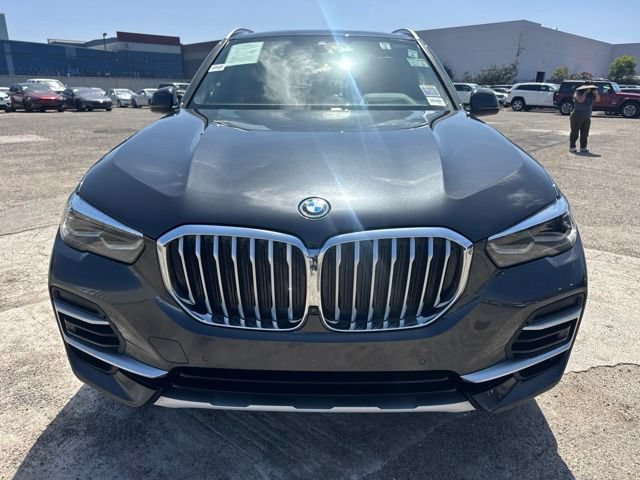 Used 2022 BMW X5 xDrive45e w/ Climate Comfort Package AWD/4WD image 2