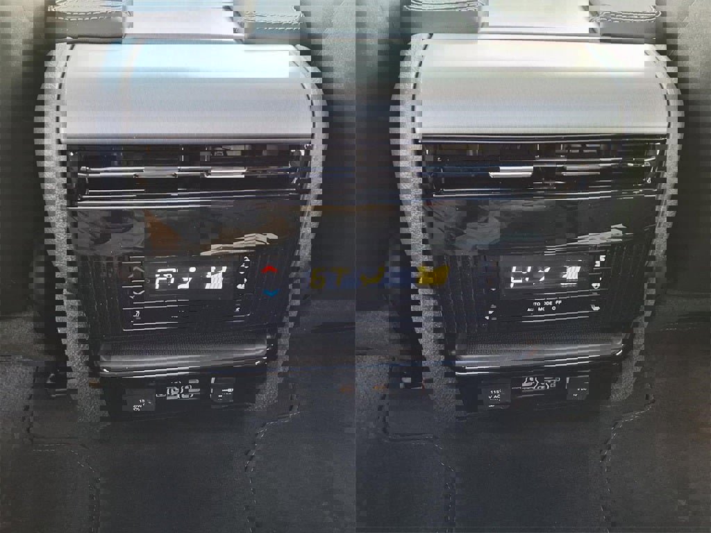 New 2026 Jeep Grand Wagoneer L Limited image 23