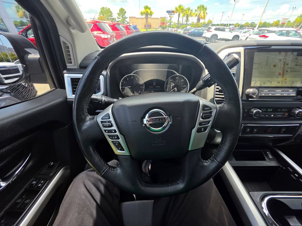 Used 2021 Nissan Titan SV w/ SV Convenience Package RWD image 16