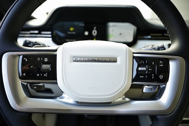 New 2025 Land Rover Range Rover SE image 41