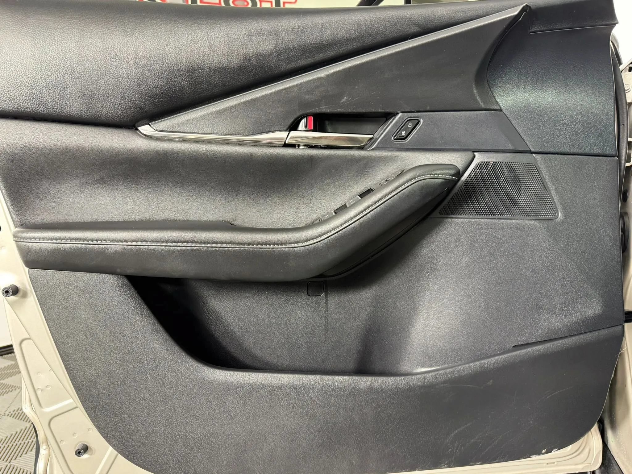 Used 2024 MAZDA CX-30 AWD 2.5 S w/ Preferred Package image 40