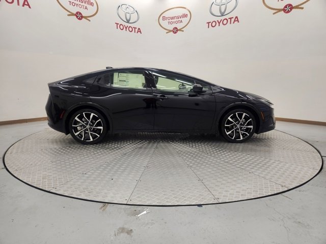 New 2026 Toyota Prius Plug-In Hybrid image 3