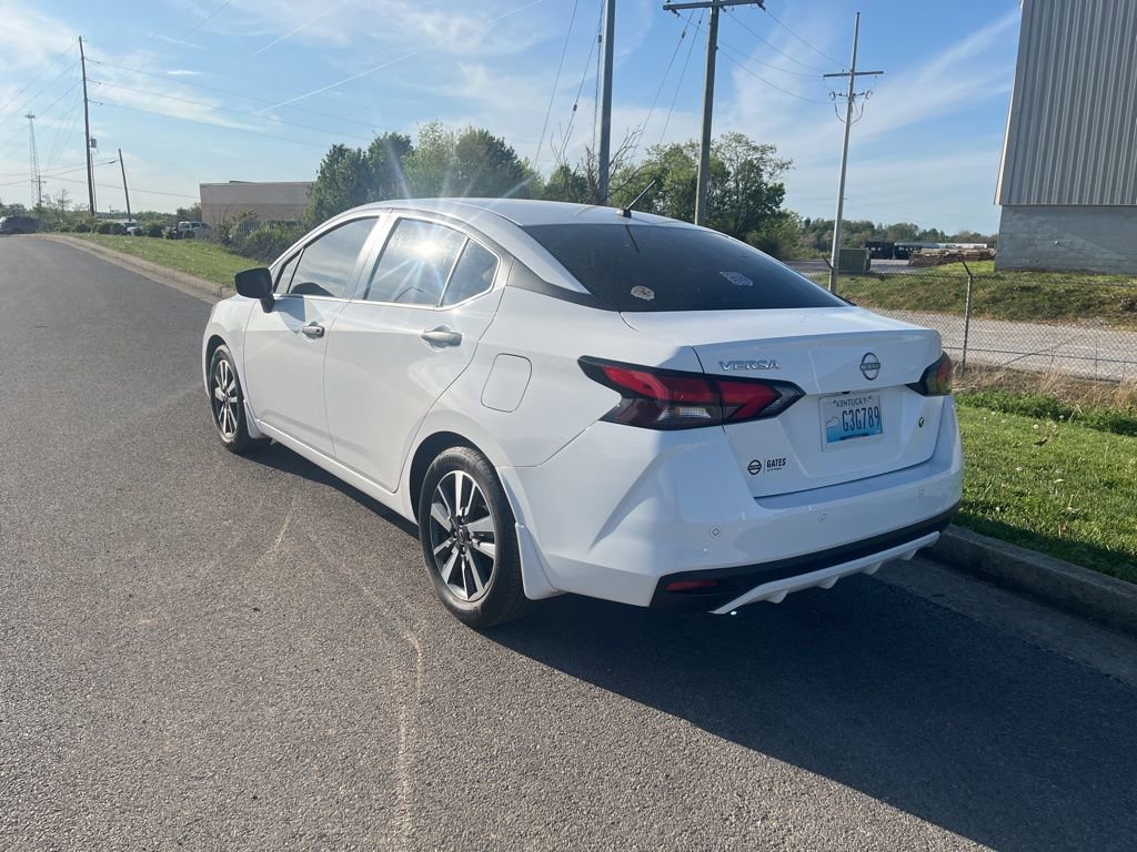 Used 2023 Nissan Versa S w/ S Plus Package FWD image 4