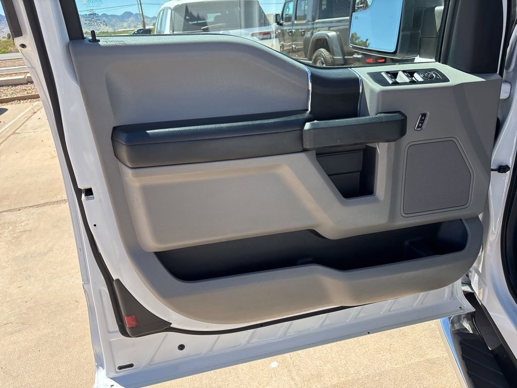 Used 2015 Ford F150 XLT w/ Equipment Group 301A Mid AWD/4WD image 13