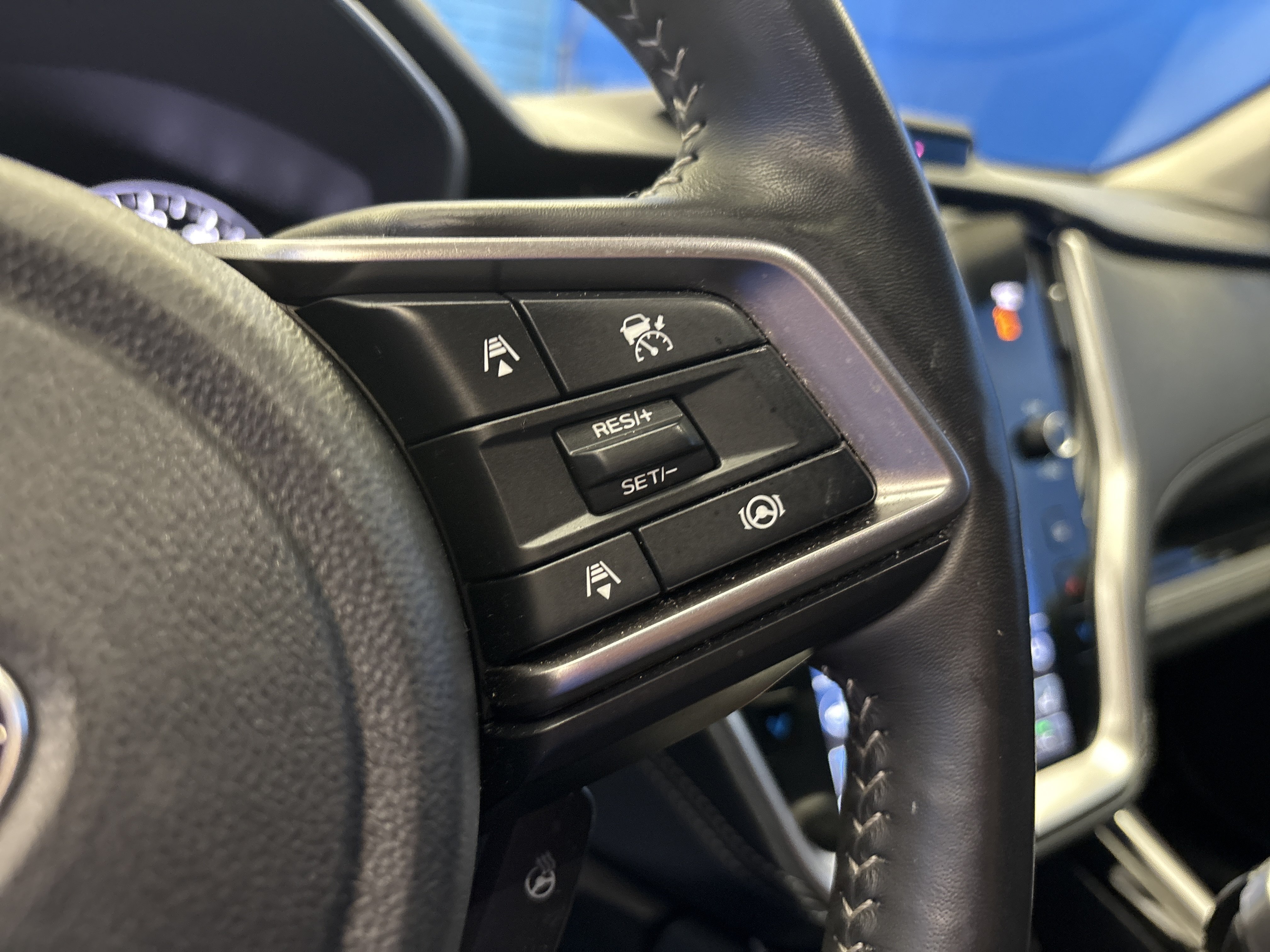 Certified 2024 Subaru Outback Touring XT AWD/4WD image 16