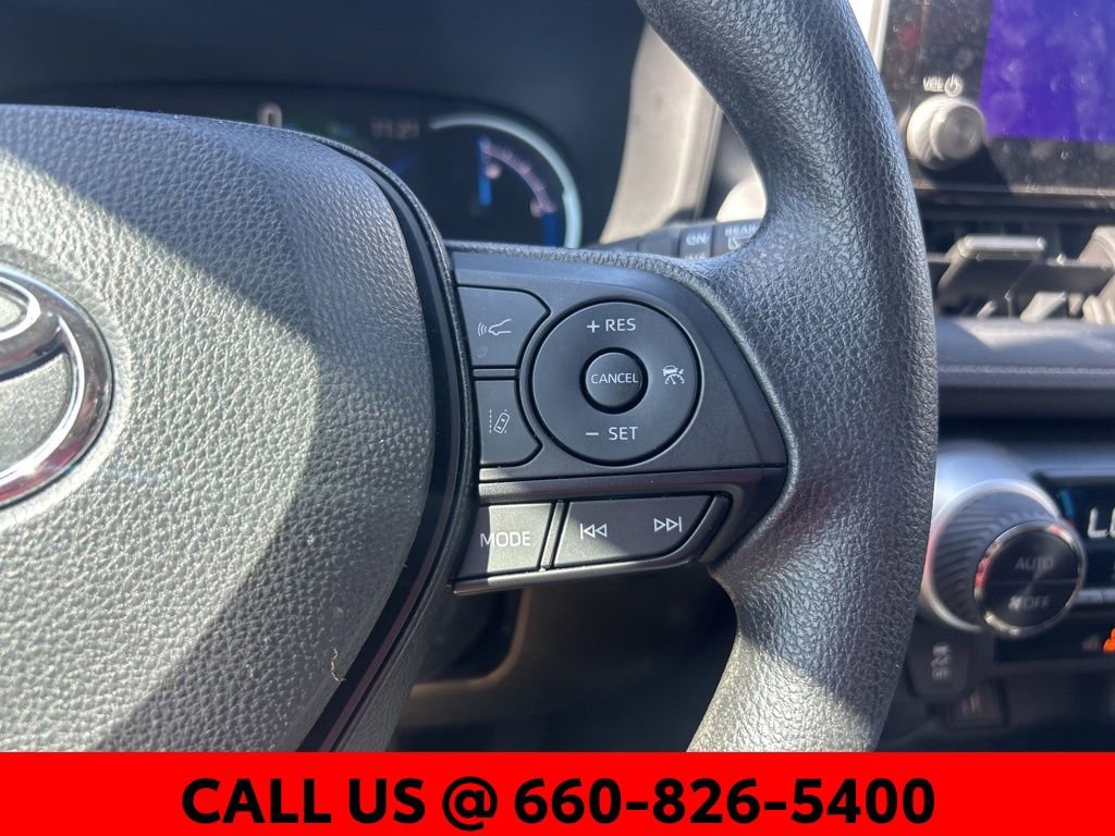 Certified 2025 Toyota RAV4 Woodland Edition image 18