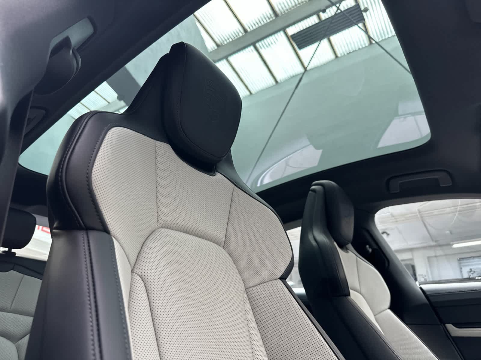 New 2026 Porsche Taycan AWD/4WD image 17